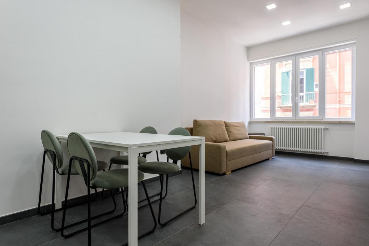 Tommaseo Seaside Apartments Naples Luaran gambar